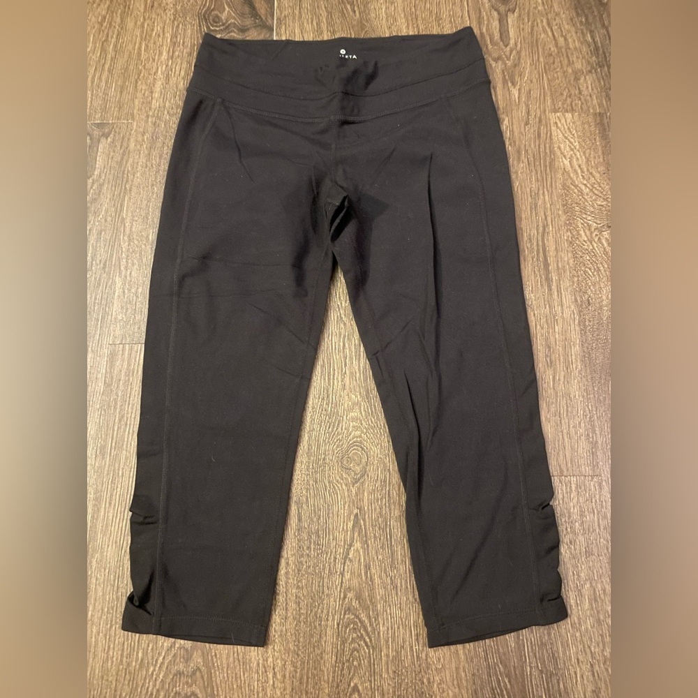 Athleta Black Crop Ruched Leggings
